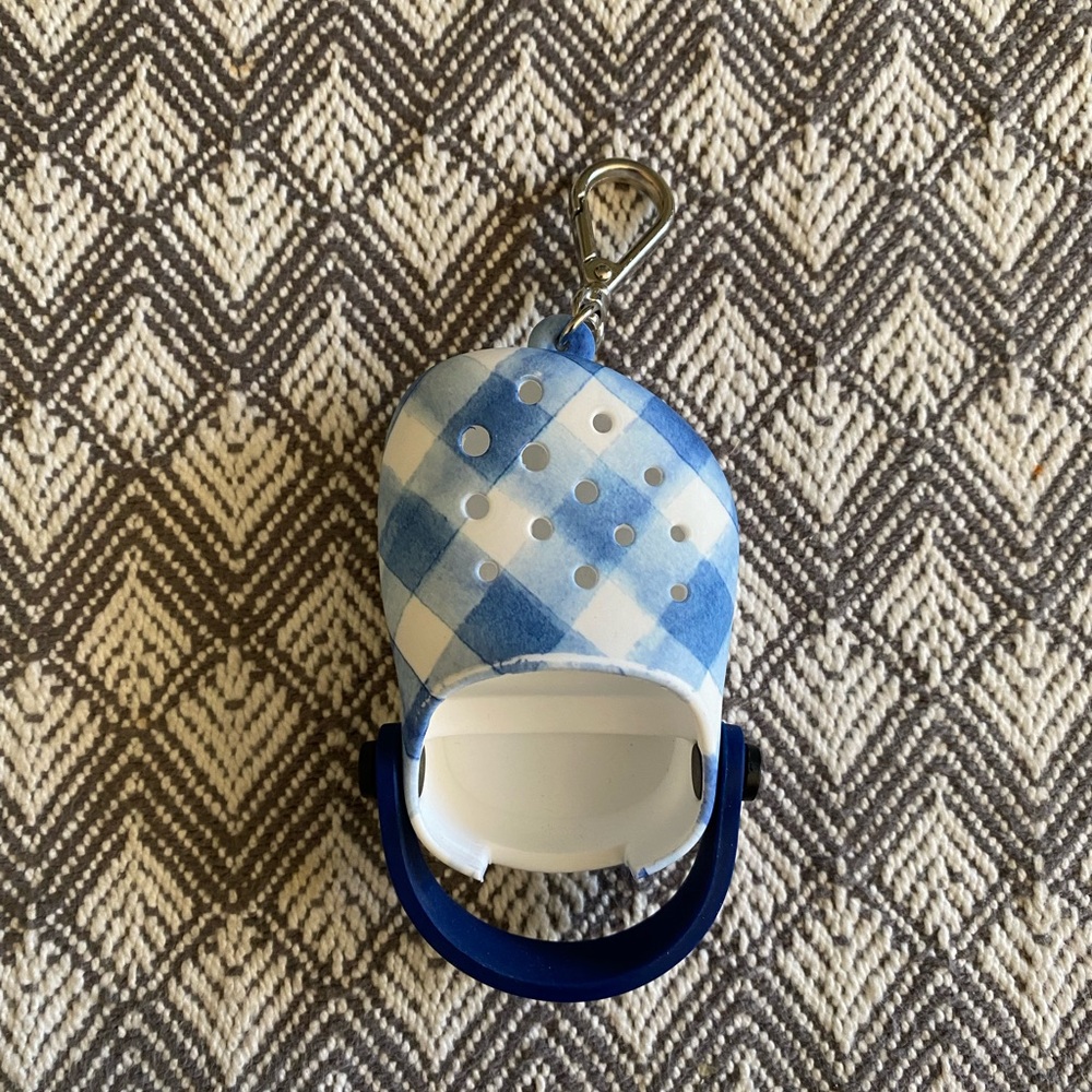 Bath and Bodyworks crock hand sanitizer holder